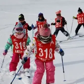 もうすぐスキーシーズン！子どもが楽しく学べる札幌近郊のスキースクール10選